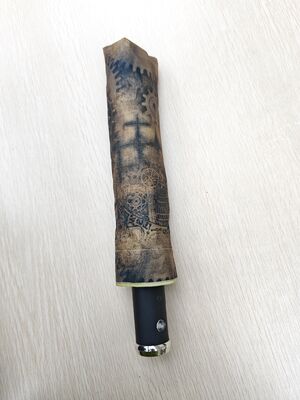 Ánh sáng LED tự động mở / đóng ô an toàn với dải phản xạ cho tầm nhìn ban đêm